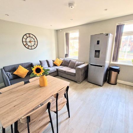 Central Reading Modern 3Br Flat - Walk To Station And High Street Kültér fotó
