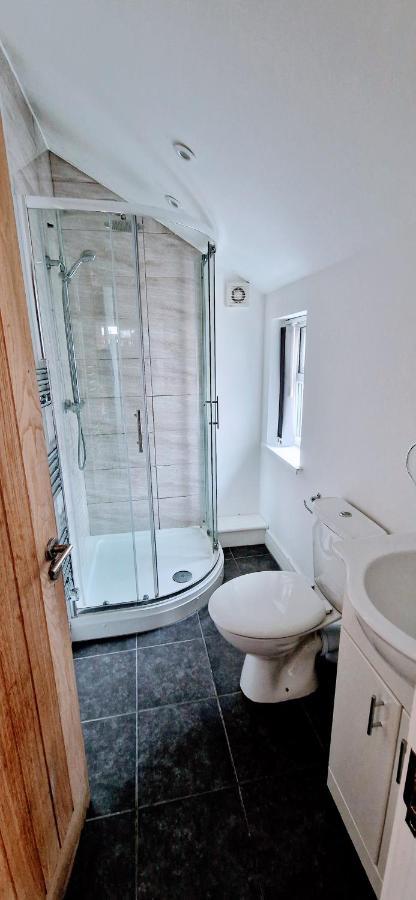 Central Reading Modern 3Br Flat - Walk To Station And High Street Kültér fotó